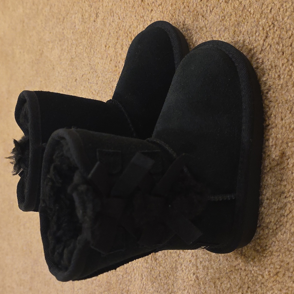 Koolaburra by UGG Black Boots